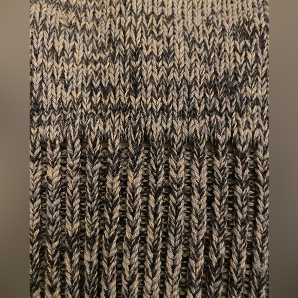 Crochet Crop Top - Picture 4 of 4